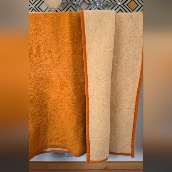 Vintage AaBe Dutch 100% Pure Virgin Wool Blanket - Sunset Orange - MCM 1960-1970 - Picture 3 of 5